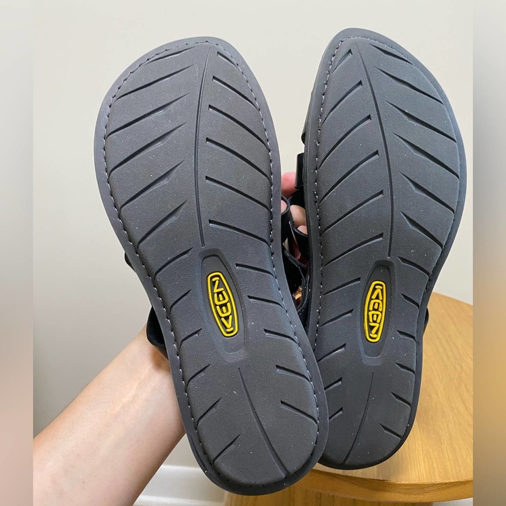 Keen Black Braided Leather Slide Sandals - Picture 3 of 6
